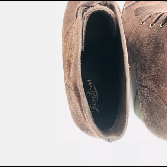 🔴 SOLD Lucky Brand Brown Suede Wedge Ankle Boots - Picture 6 of 7